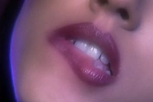 亚洲美女与动物女人与动物交流患者a级片